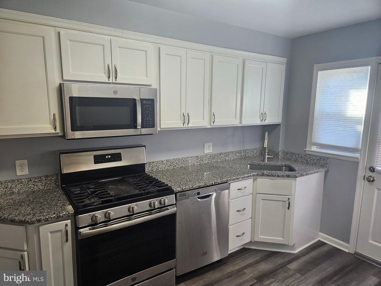 7219 Conley St - Photo 4 of 11