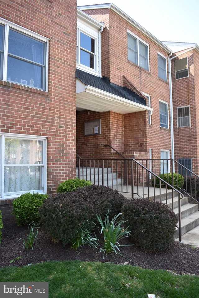 400 Chapel Ct #216 - Photo 2 of 20