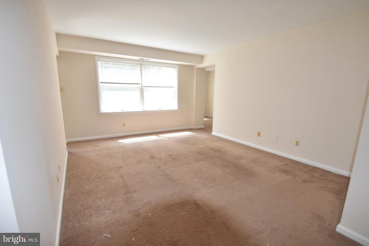 400 Chapel Ct #216 - Photo 7 of 20