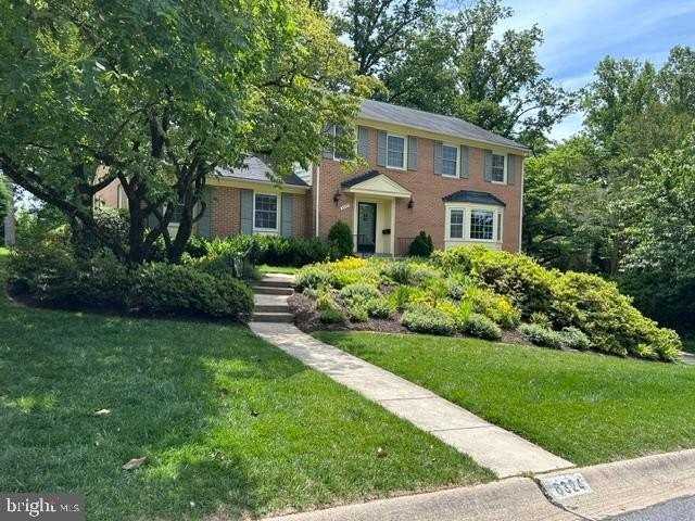 6324 Lenox Rd - Photo 2 of 44