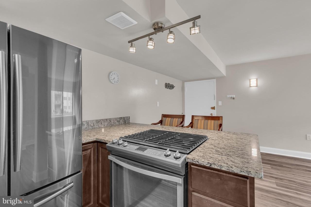 5107 Crossfield Ct #304 - Photo 7 of 20