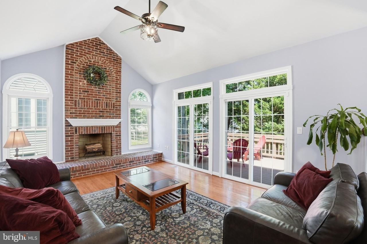 14332 Cartwright Way - Photo 4 of 33