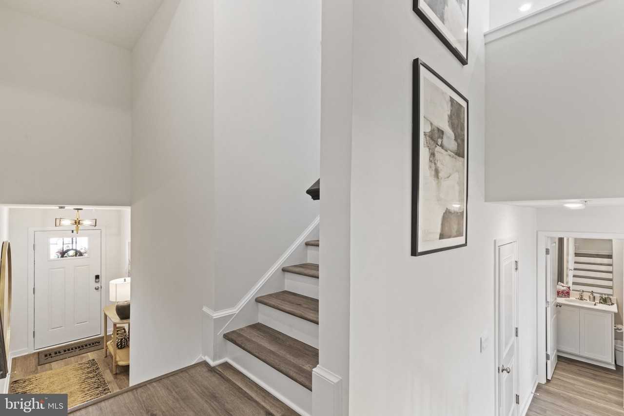 7434 Fern Gully Way - Photo 3 of 29