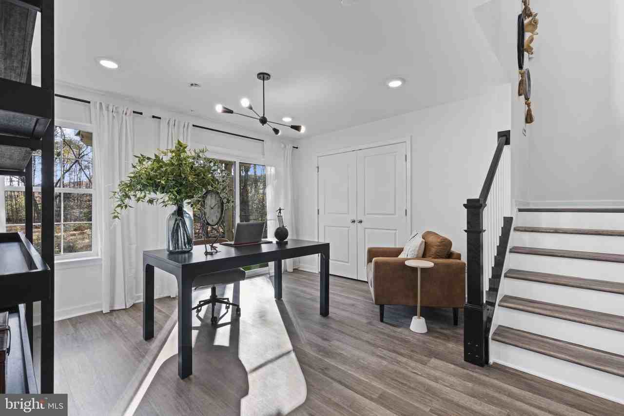 7434 Fern Gully Way - Photo 4 of 29