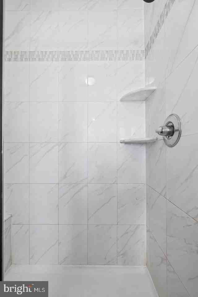 1067 Prime Pl - Photo 5 of 10