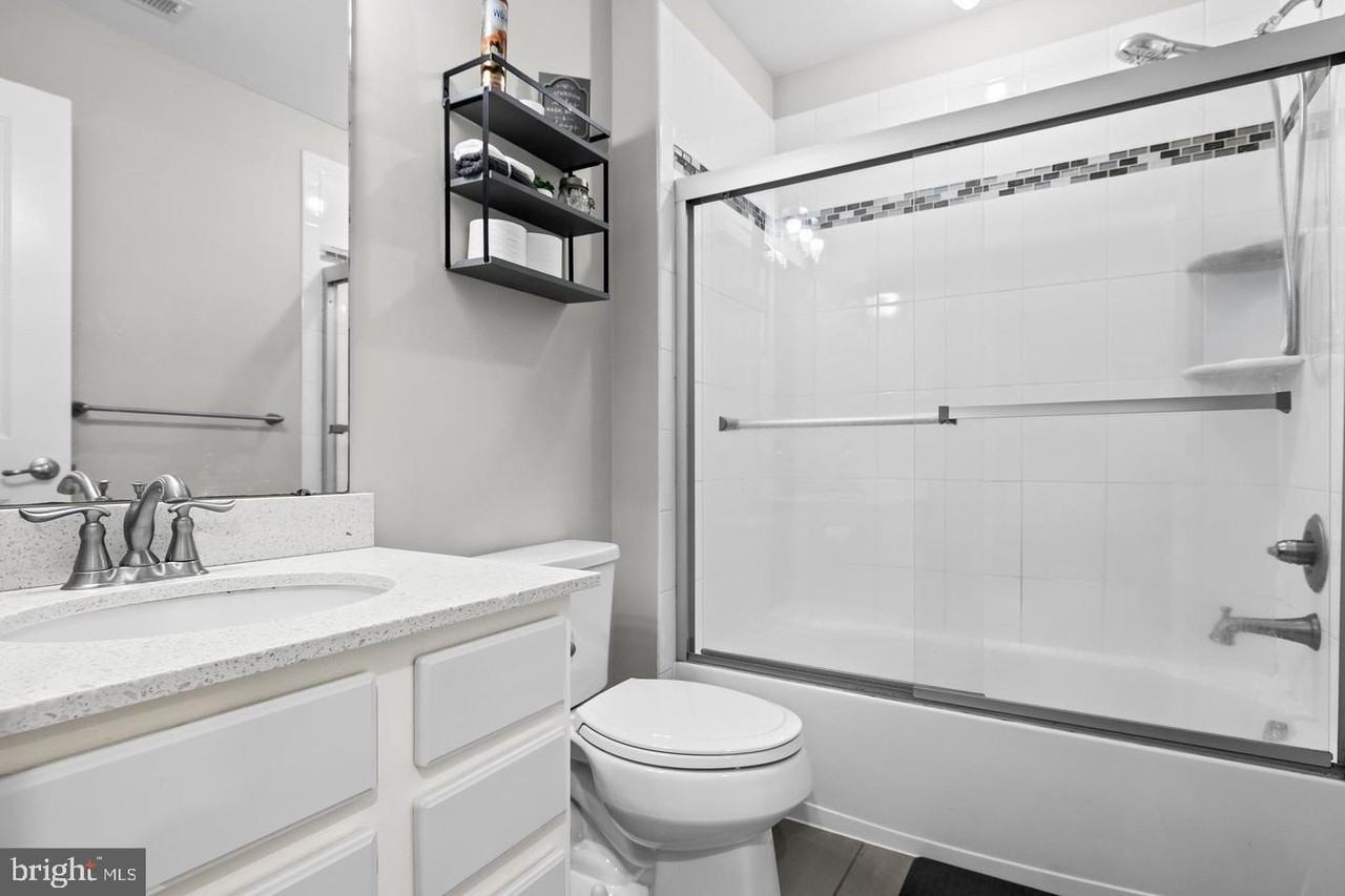1067 Prime Pl - Photo 6 of 10
