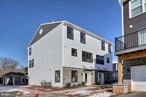 featured image of 117 High Pointe Dr