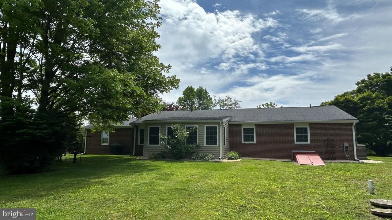 541 Cheyney Rd - Photo 6 of 44
