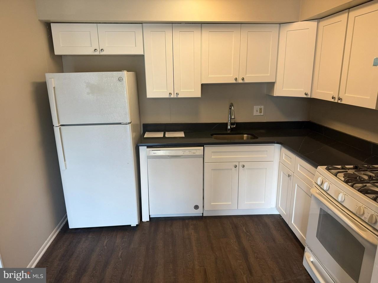 202 Stony Way - Photo 6 of 14