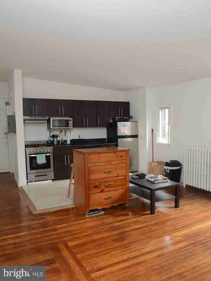 2124 Spruce St #3R - Photo 6 of 19