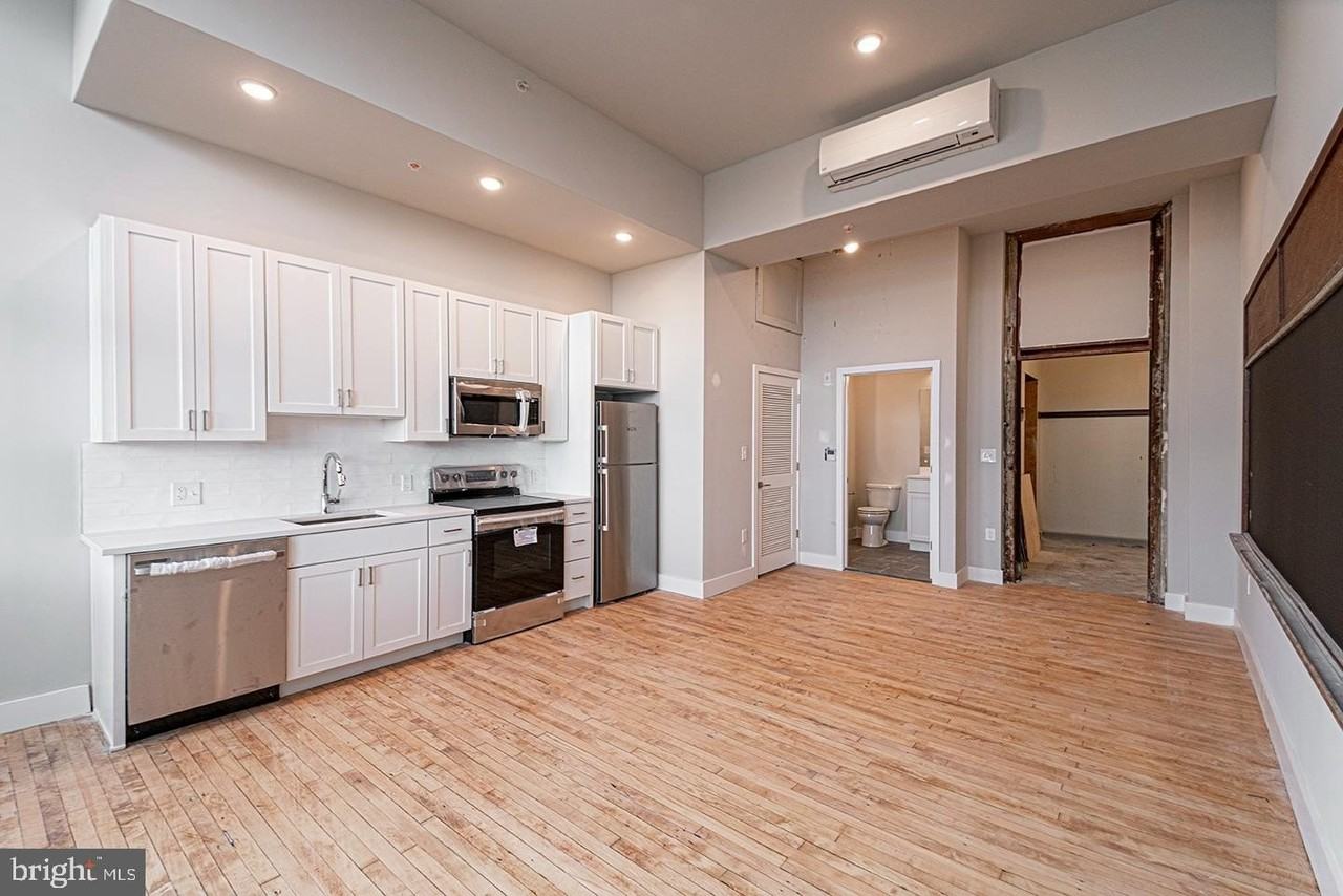 1300 S 19th St #313 - Photo 4 of 10
