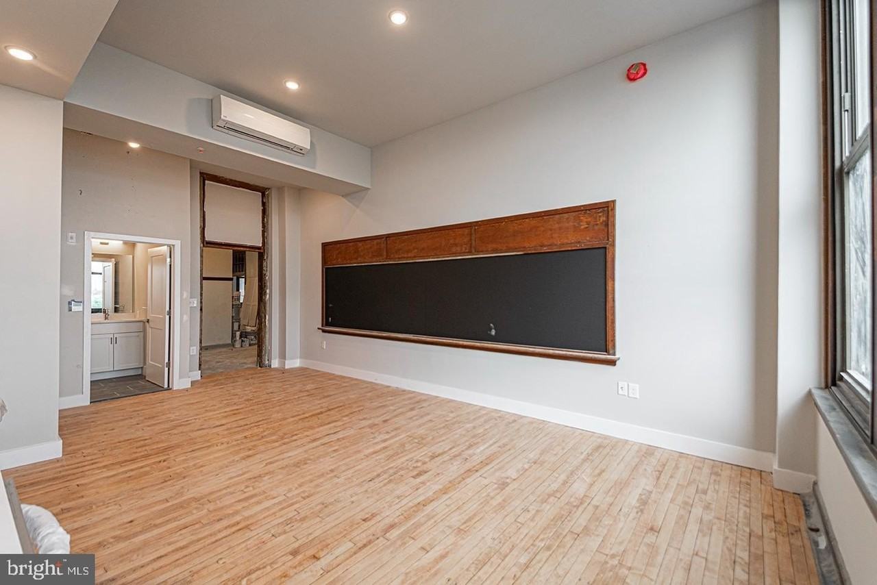 1300 S 19th St #313 - Photo 6 of 10