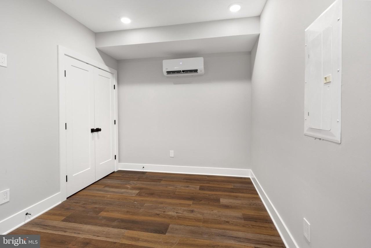 1924 N Front St #204 - Photo 7 of 27