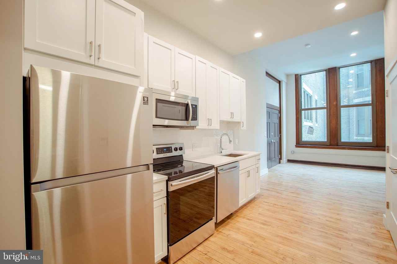 1300 S 19th St #320 - Photo 4 of 16