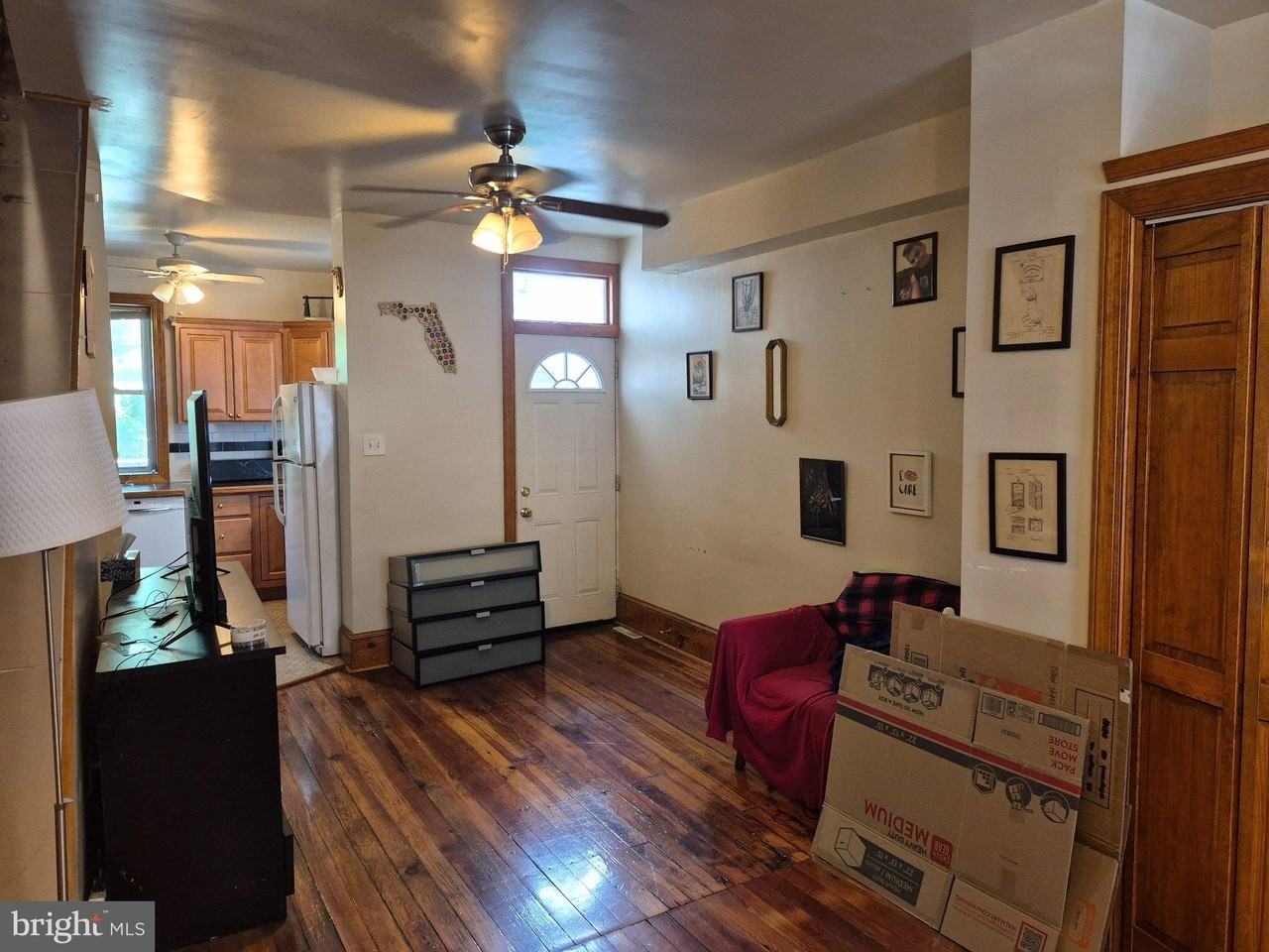 1242 S Greylock St - Photo 3 of 12