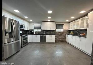 355 Avon St - Photo 1 of 1