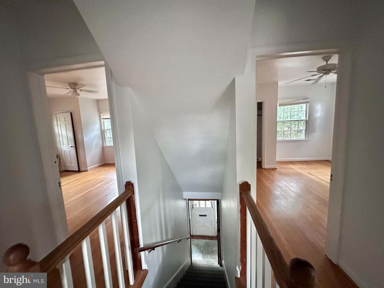1208 S Cleveland St - Photo 2 of 16