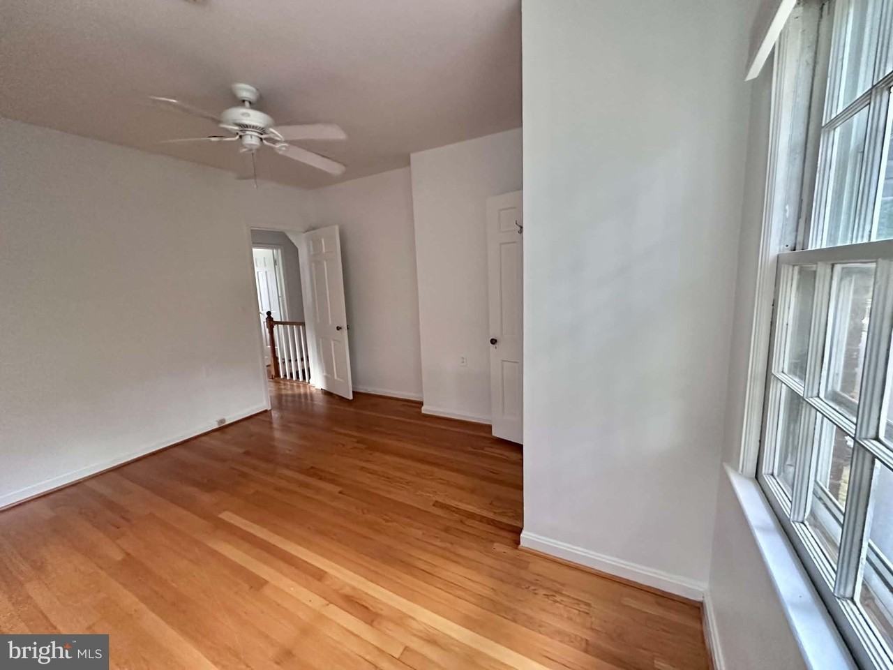 1208 S Cleveland St - Photo 3 of 16