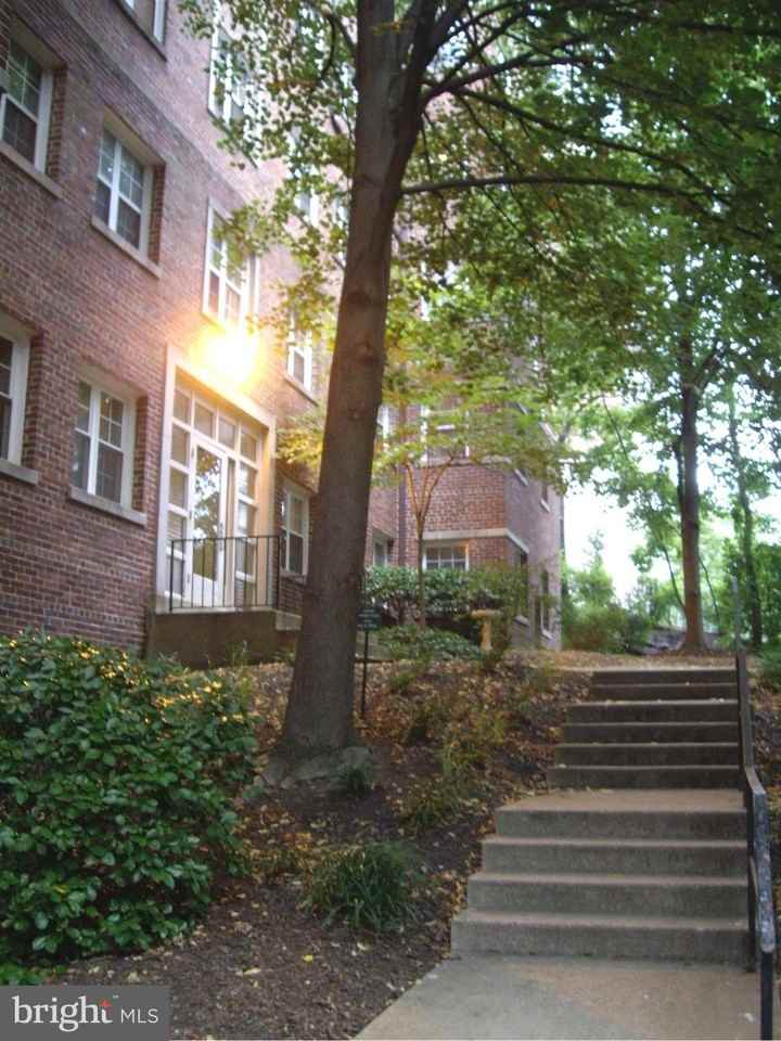 1336 N Ode St #A - Photo 2 of 32