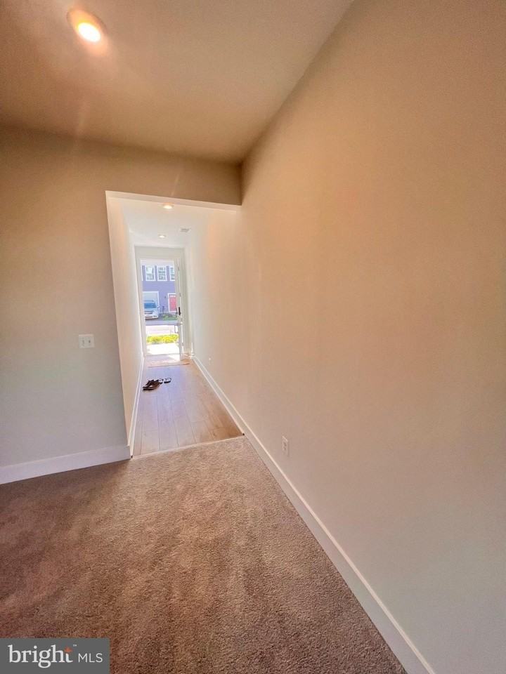 139 BAMBOO SHOOT Lane - Photo 2 of 32