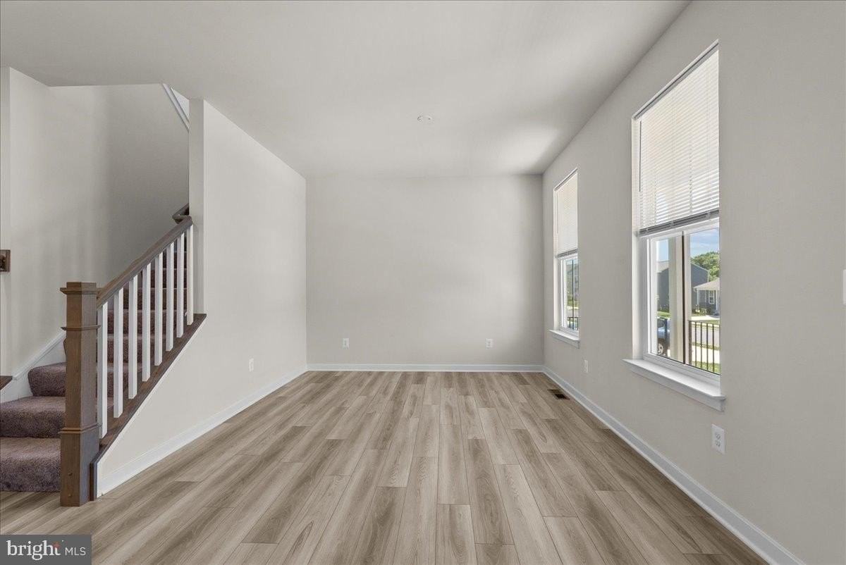 128 Thornton Way - Photo 7 of 50