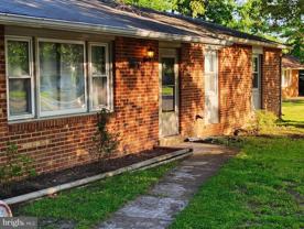 936 Longfellow Ct - Photo 1 of 1