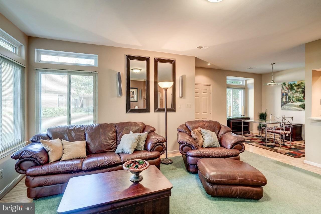 12232 Fort Buffalo Cir #511 - Photo 3 of 41