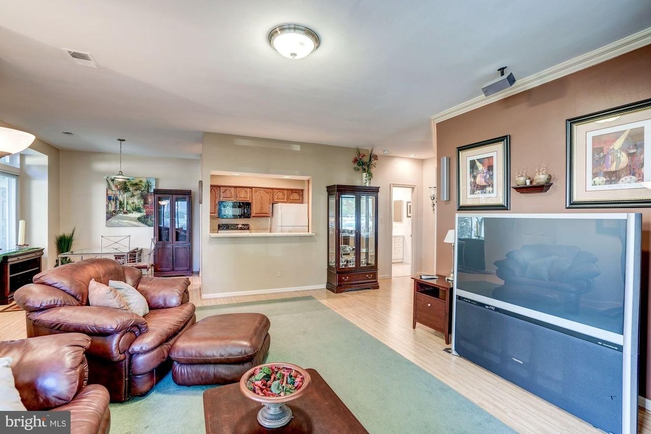 12232 Fort Buffalo Cir #511 - Photo 6 of 41