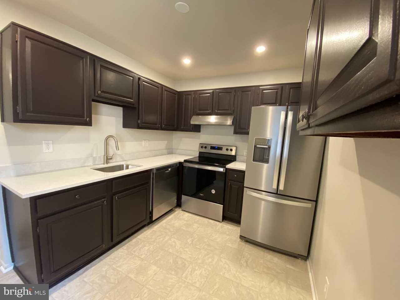 2562 Glengyle Dr #161 - Photo 4 of 11