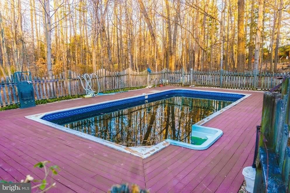 11300 Chapel Rd - Photo 3 of 10
