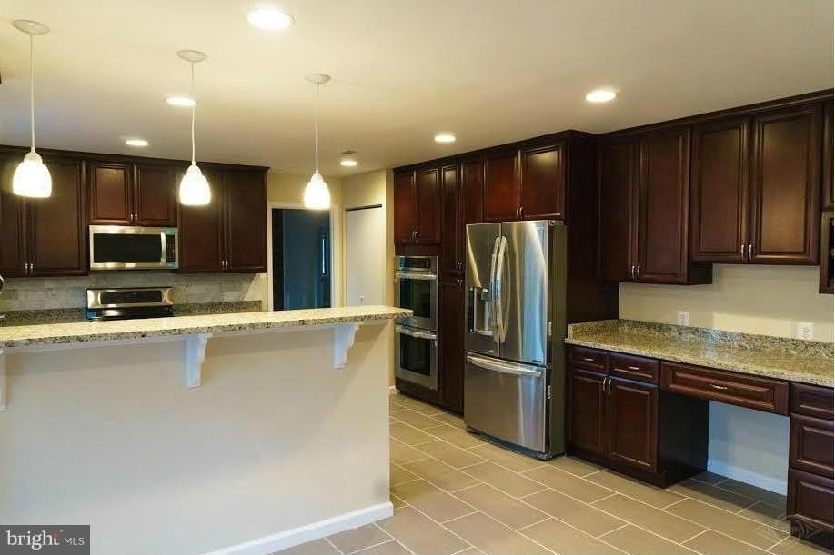 11300 Chapel Rd - Photo 4 of 10