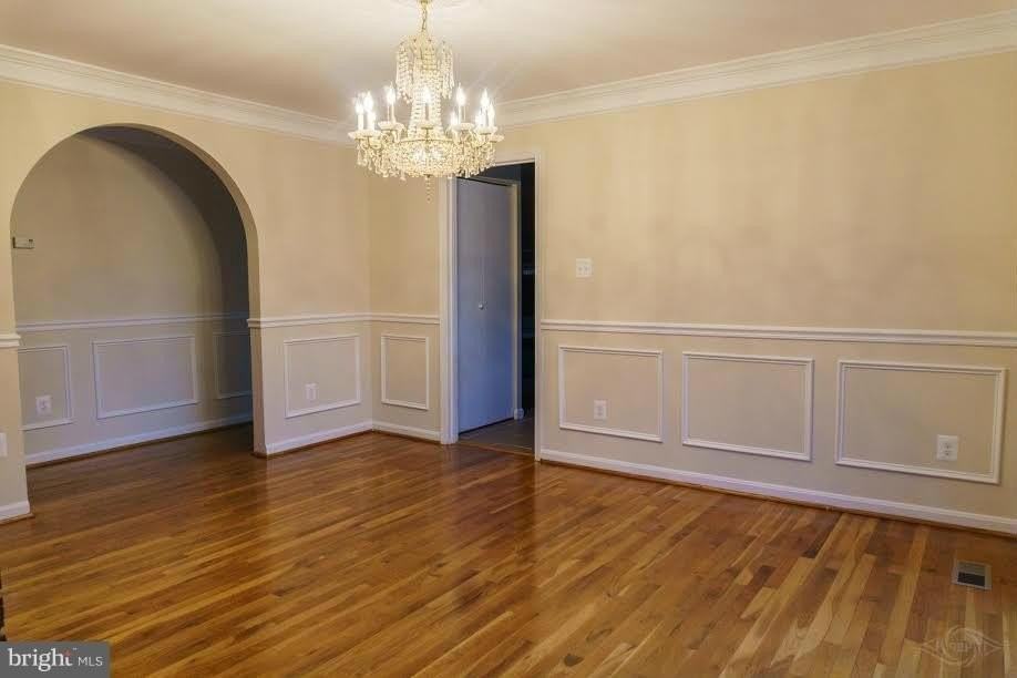 11300 Chapel Rd - Photo 6 of 10
