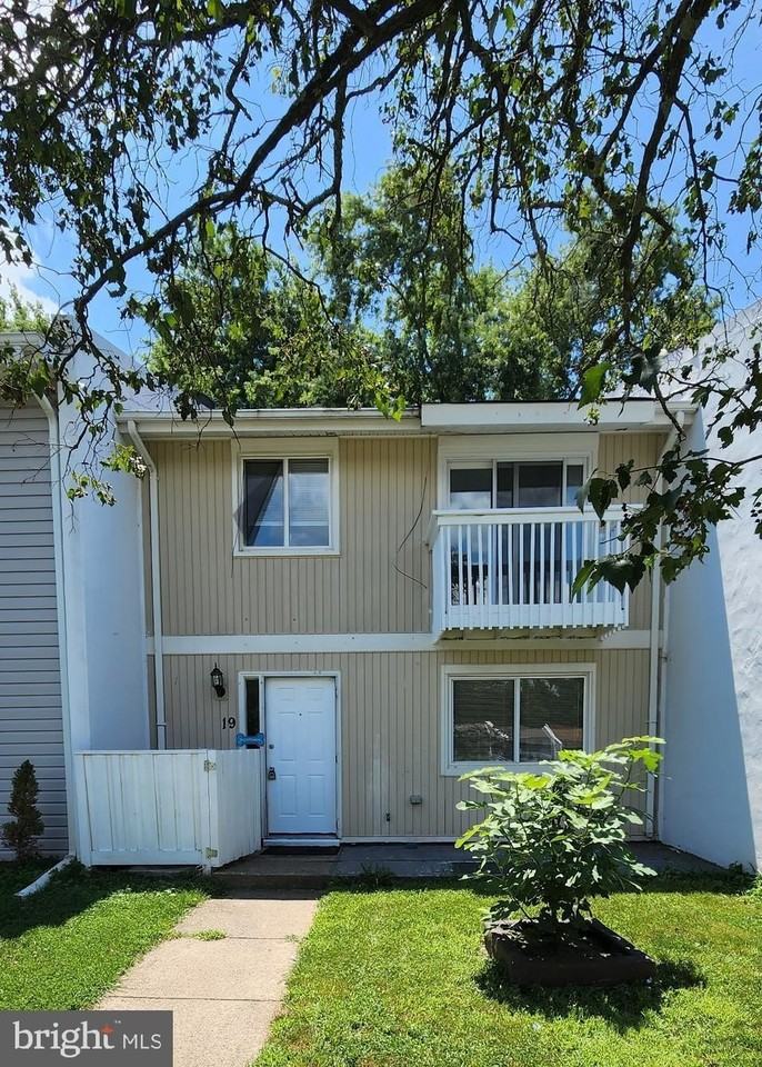 19 Wedgedale Dr - Photo 2 of 21
