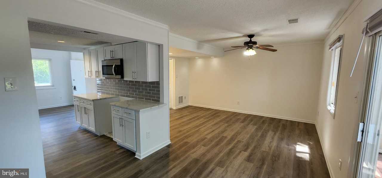 19 Wedgedale Dr - Photo 7 of 21