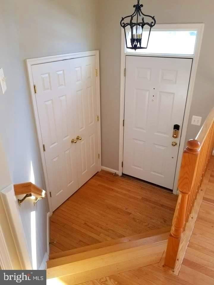 43046 Francis Sq - Photo 3 of 32