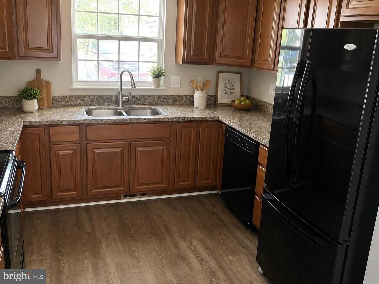 202 Bend Farm Rd - Photo 5 of 19