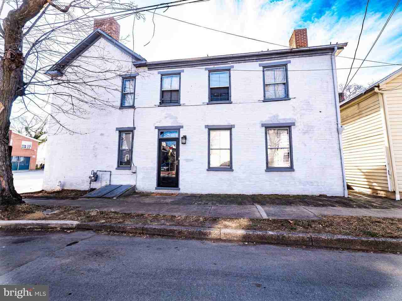 703 S Loudoun St - Photo 2 of 32