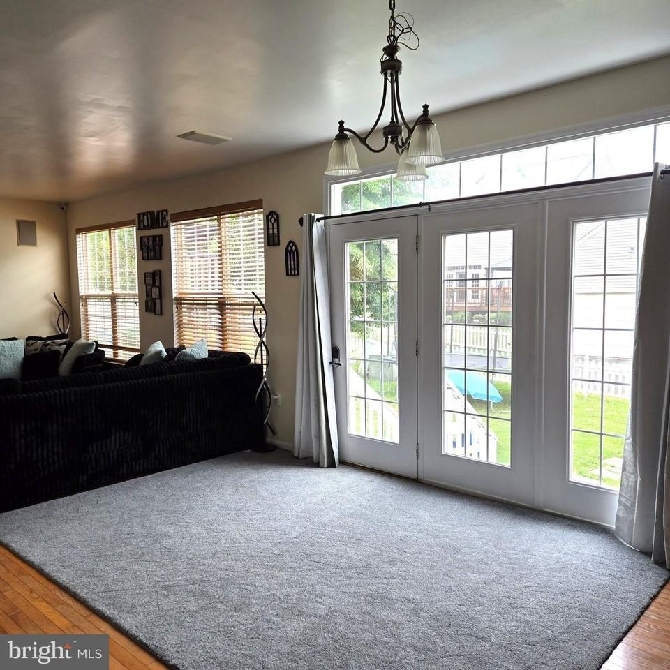 48 Battlefield Dr - Photo 6 of 50