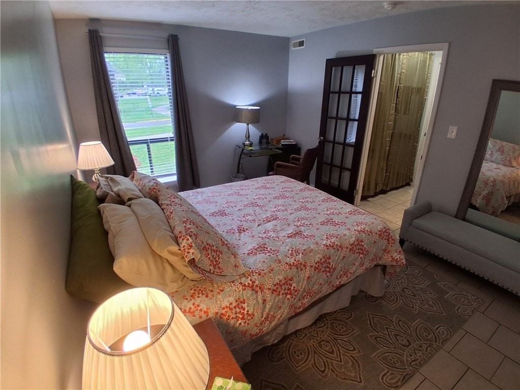 701 College Park Dr #2 - Photo 5 of 8