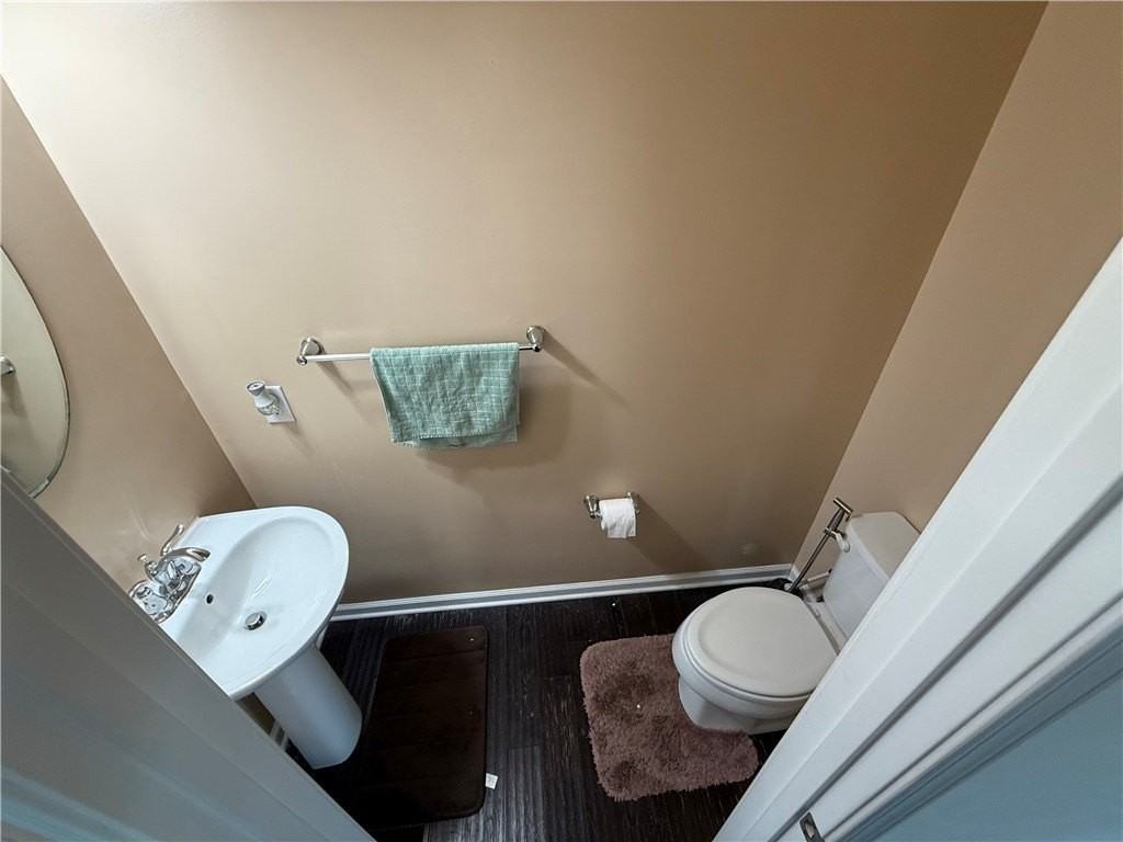 3002 Highpoint Dr - Photo 5 of 30