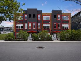 2306 17a St Sw - Photo 1 of 1