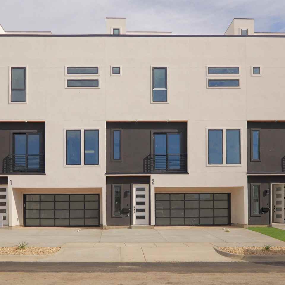 4200 Munger Ave #1