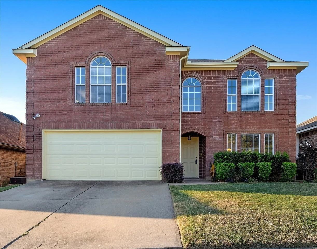 813 Silverbrook Dr
