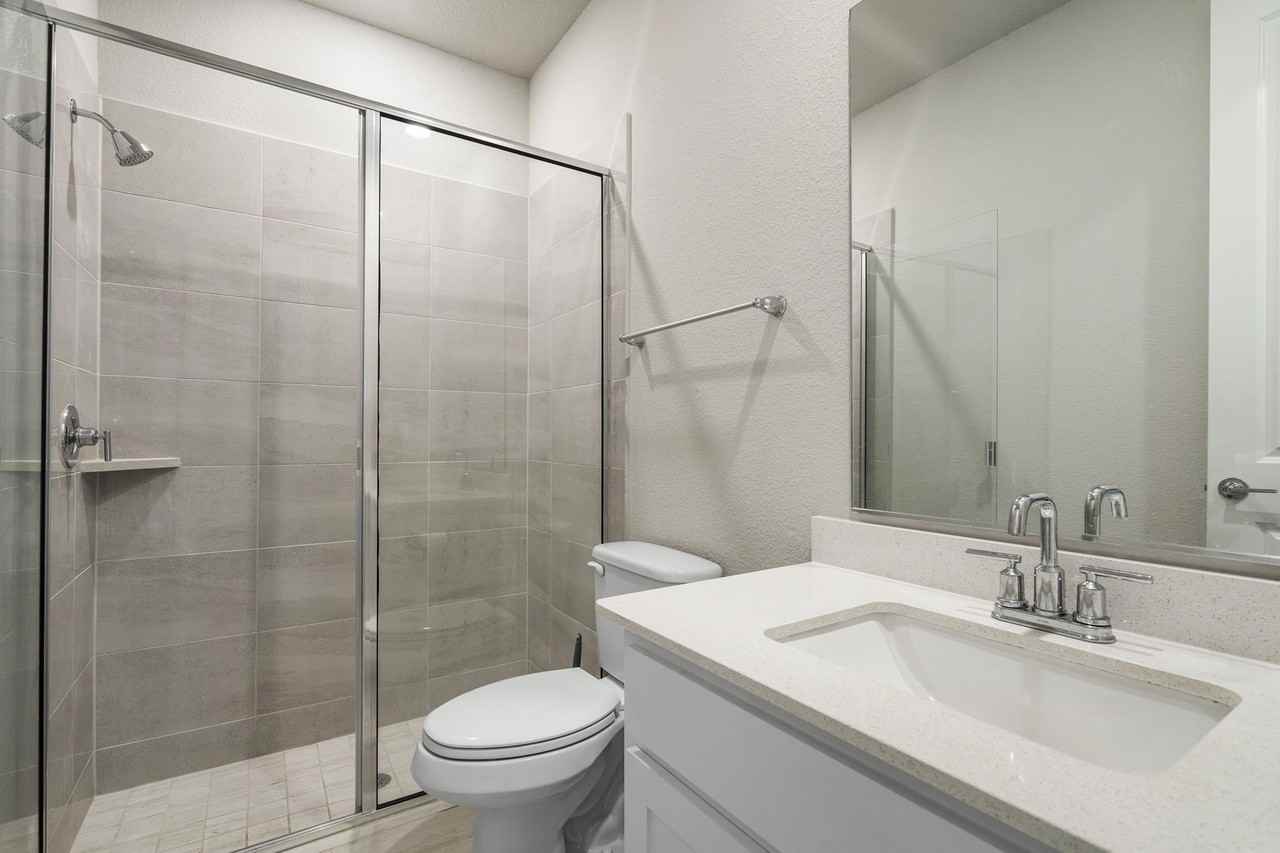 2206 Christopher Ln - Photo 5 of 40