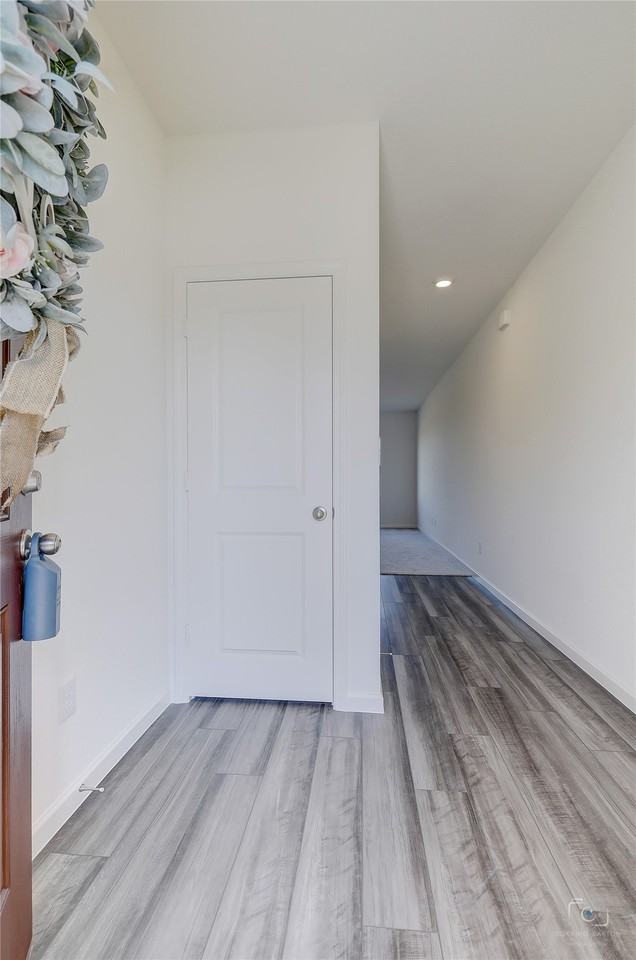 1709 Chapel Hill Rd - Photo 4 of 25