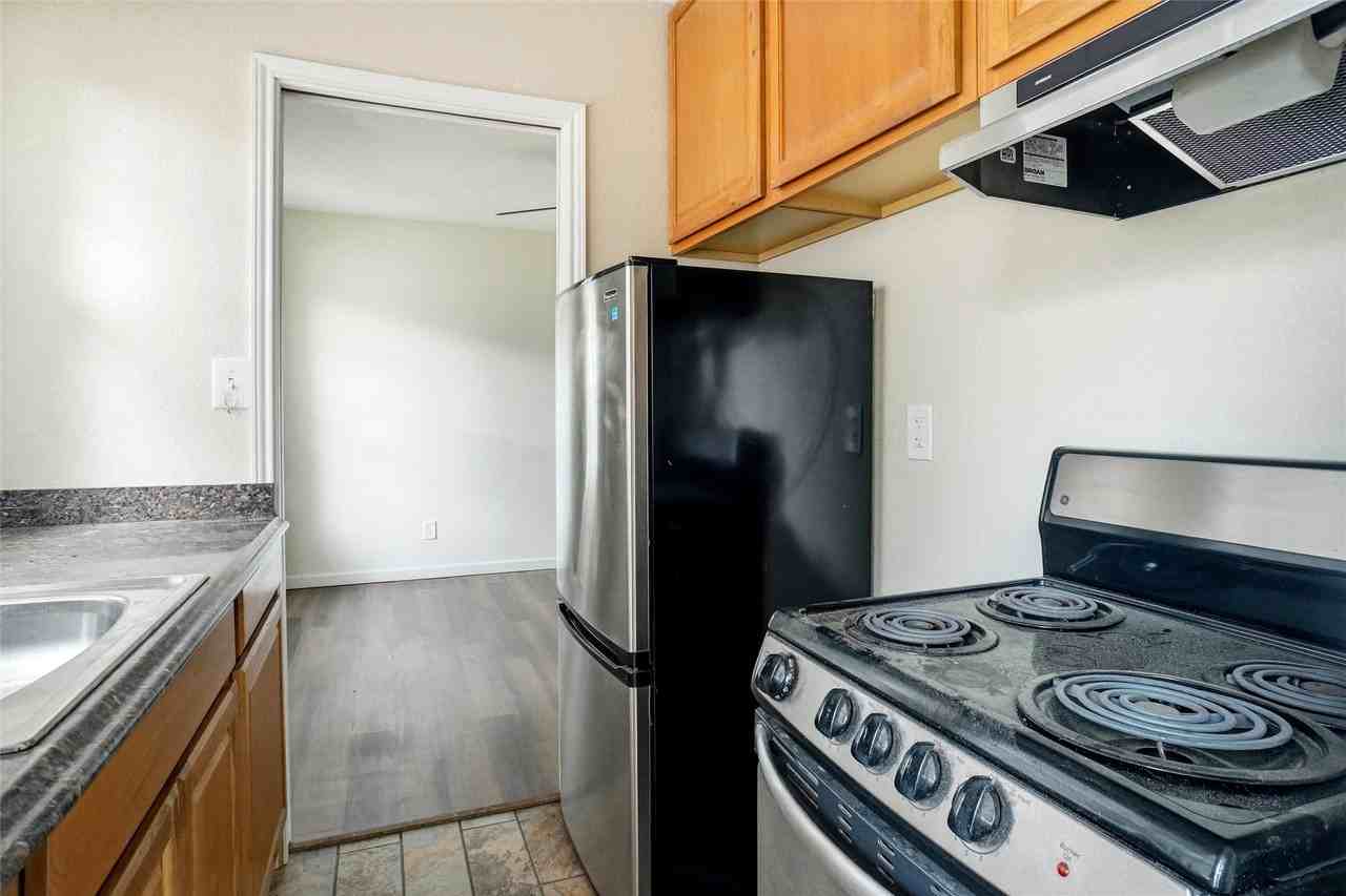 1402 W Congress St - Photo 7 of 16