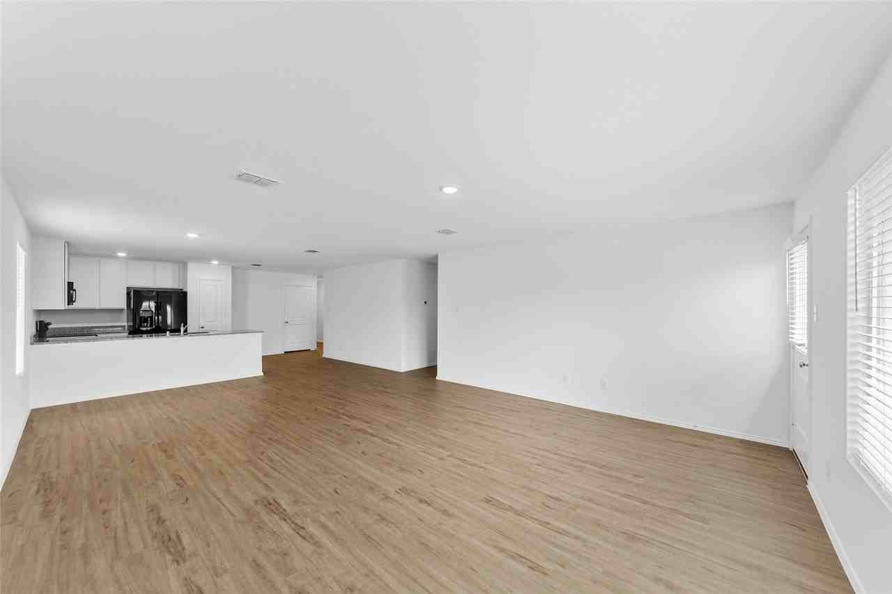 5835 Rock Maple Dr - Photo 6 of 24