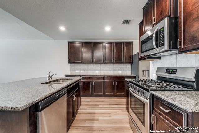 8927 Taylor Grv - Photo 5 of 12