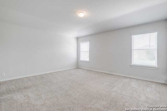 8927 Taylor Grv - Photo 6 of 12