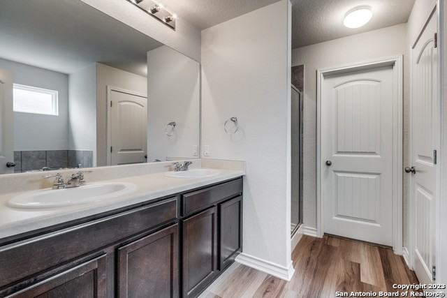 8927 Taylor Grv - Photo 7 of 12